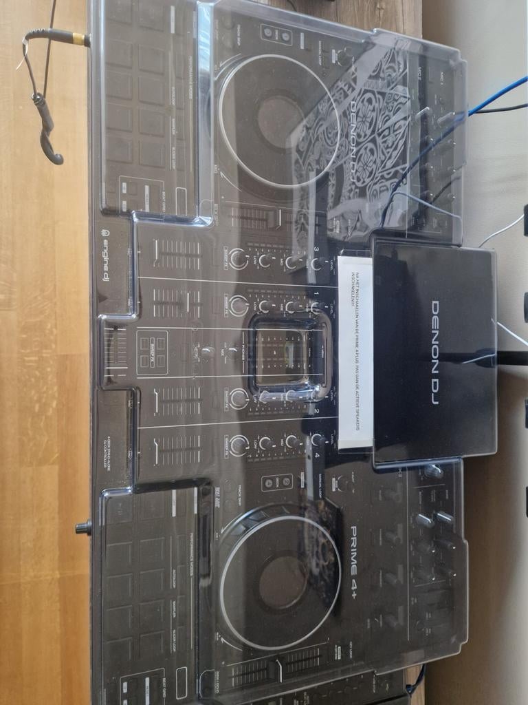 Denon dj prime 4 plus, Enlèvement