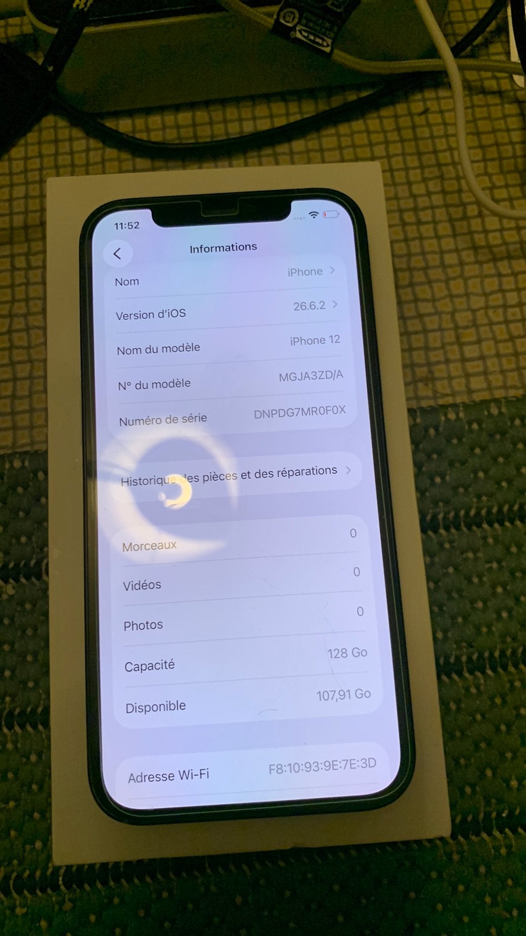 Iphone 12 couleur noir stockage 128gb en tres bonne etat, Télécoms, Enlèvement ou Envoi, Comme neuf