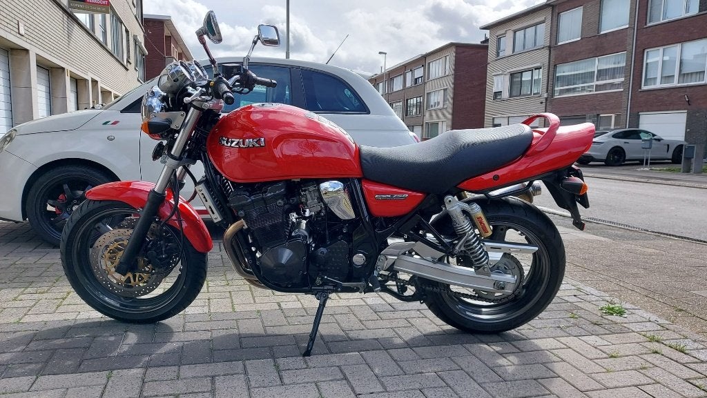 Motorfiets Susuki  Naked bike, Occasion, Particulier, Meer dan 35 kW, Handgeschakeld