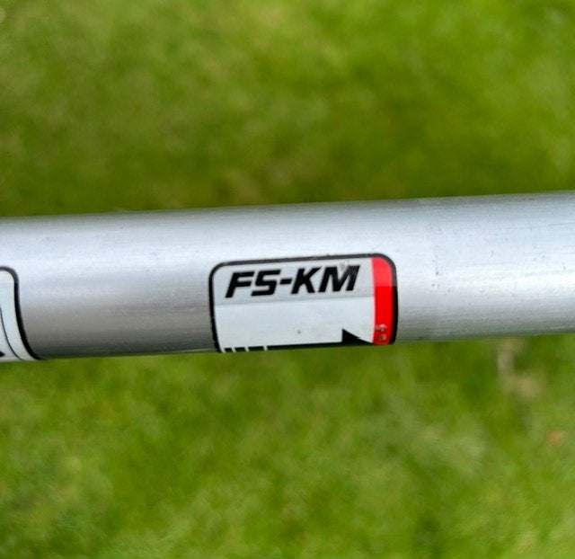 Faucheuse de bordures Stihl FS-KM, Stihl, Comme neuf, Enlèvement, 10 à 30 cm