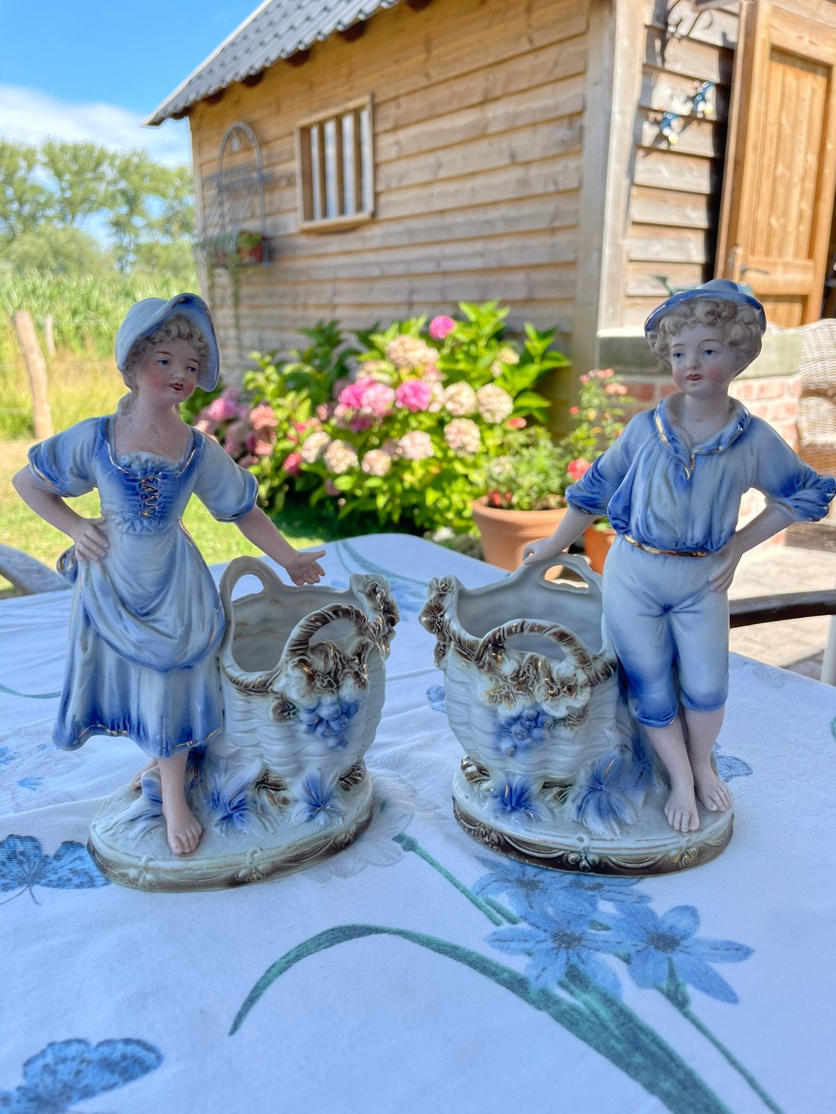 Koppel Antieke Biscuit beelden, Antiquités & Art, Antiquités | Porcelaine, Enlèvement