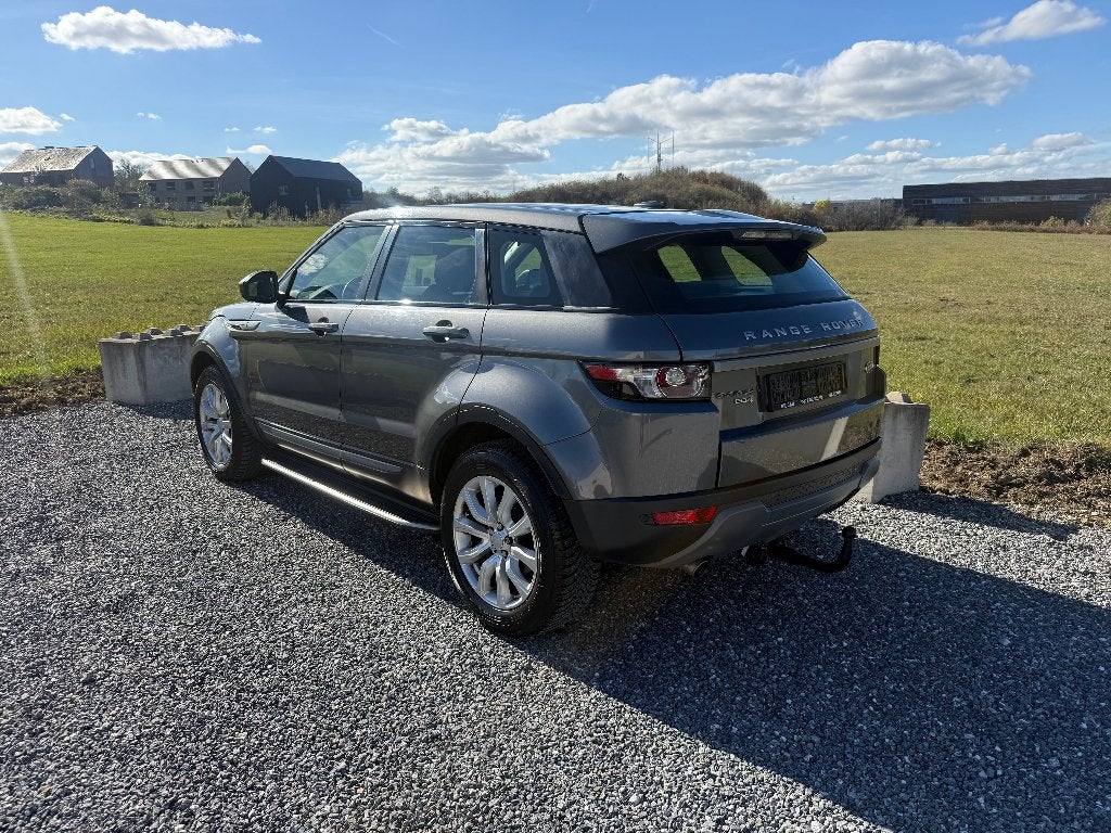 Range Rover Evoque 2.2L 150CH **Semi cuir Clim**, Auto's, Voorwielaandrijving, Euro 5, Leder en Stof, Bedrijf