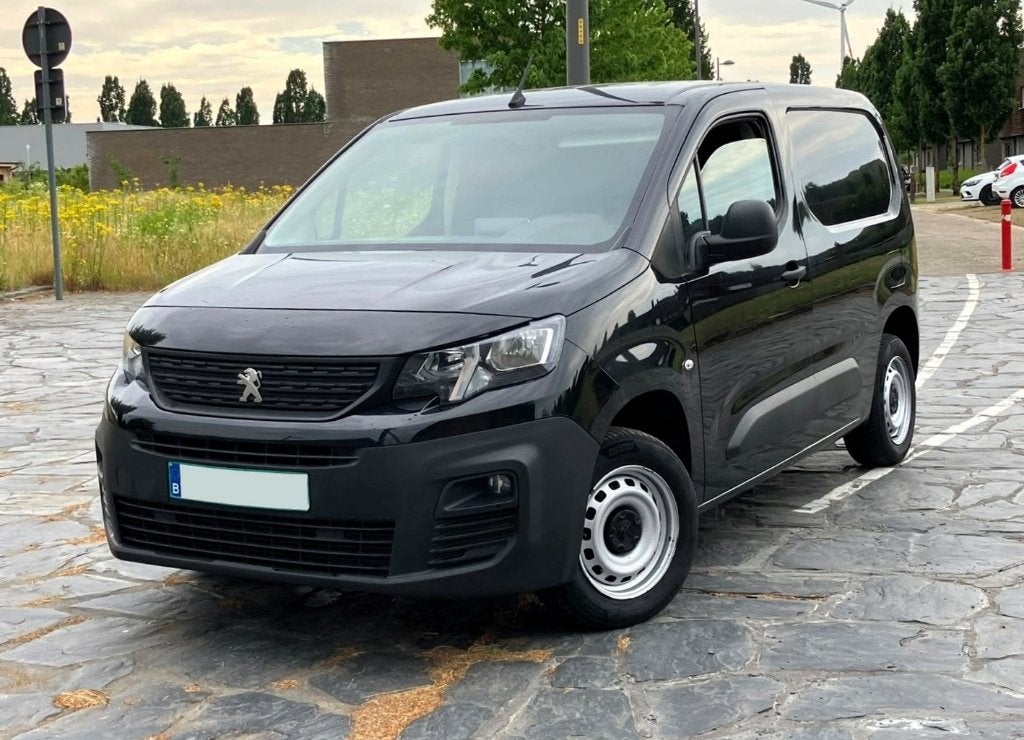 Peugeot Partner 1.5BlueHDI 3 zitpl.Airco/Navigatie/Carplay, Auto's, Bestelwagens en Lichte vracht, Voorwielaandrijving, Stof, Used 1. Bestelwagens met ervaring.