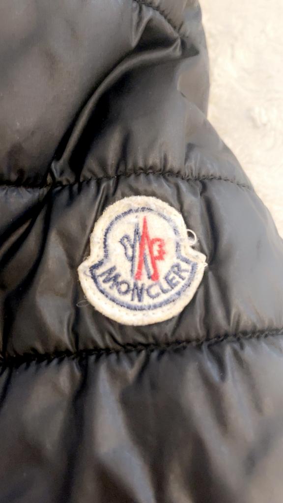 Moncler jasje maat 116, Enlèvement, Comme neuf