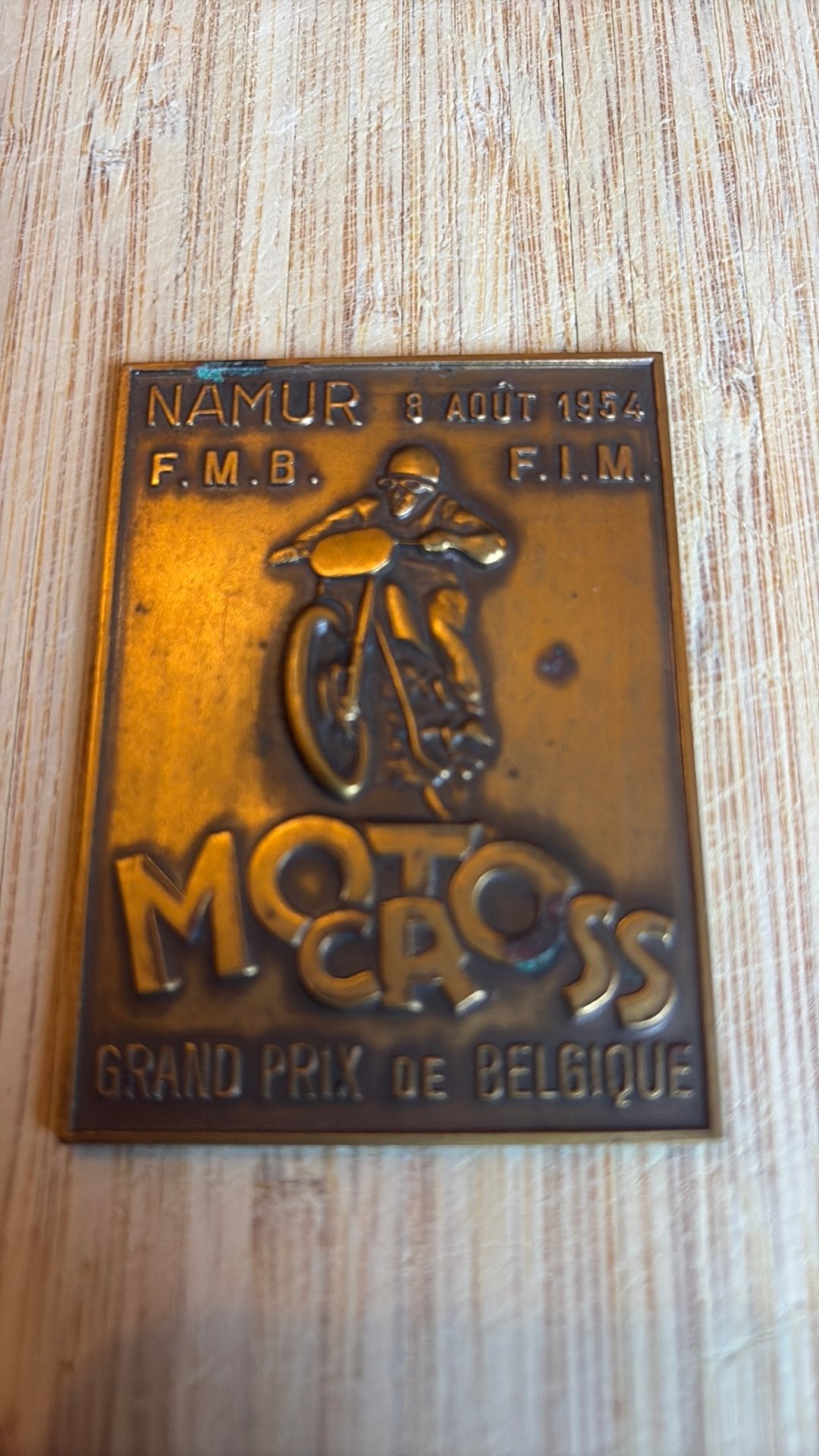 Namur 1954 Grand prix de Belgique, Collections, Broches, Pins & Badges, Enlèvement, Comme neuf