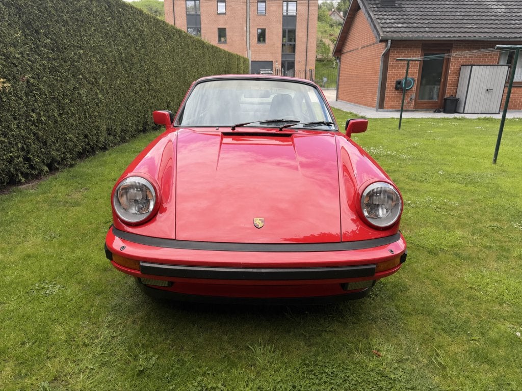 Porsche 911 Carrera 3.2 - 1986 - Coupé - Oltimer - Ancêtre, foto 2
