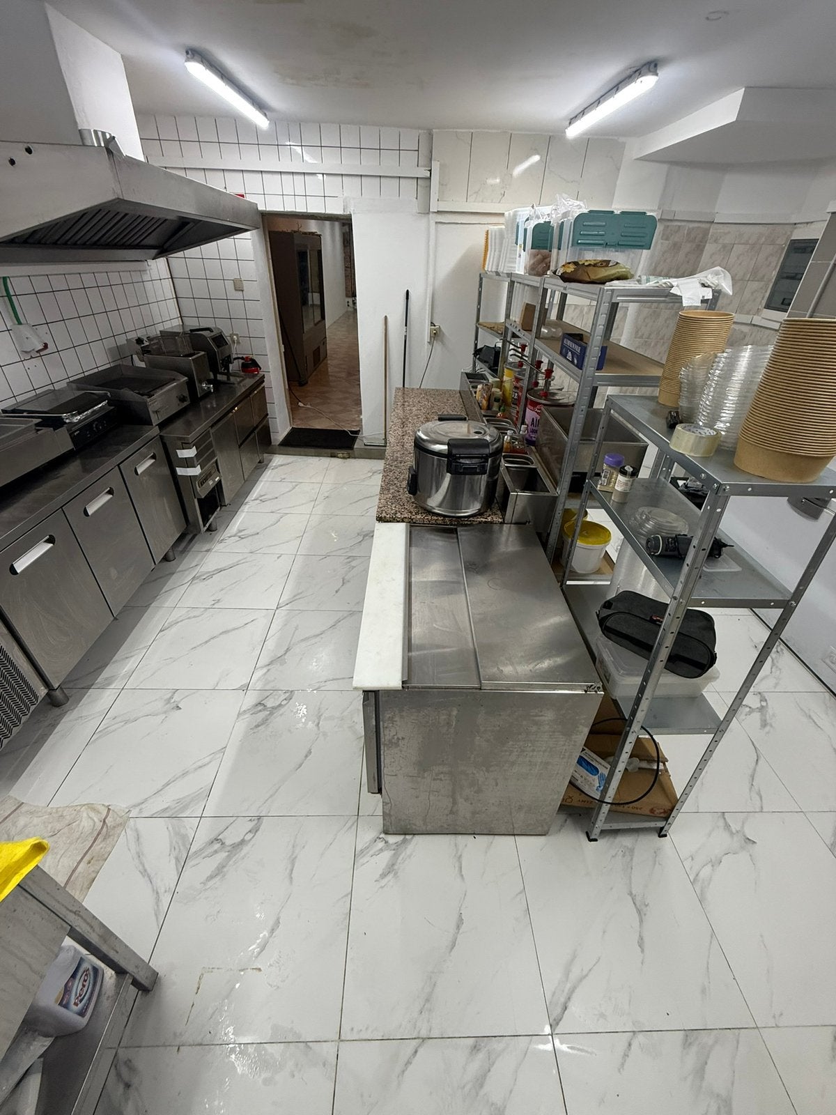 HORECA A REMETTRE, Articles professionnels