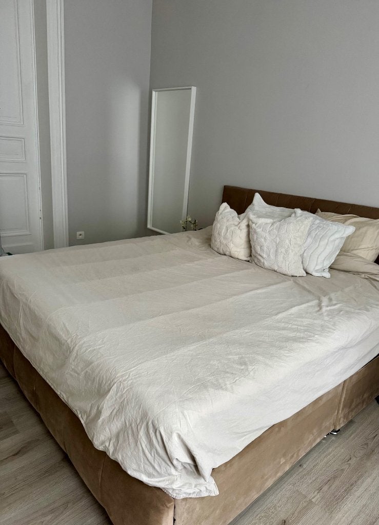 Lit 180 x 200, Tissu, Beige, Comme neuf, Enlèvement