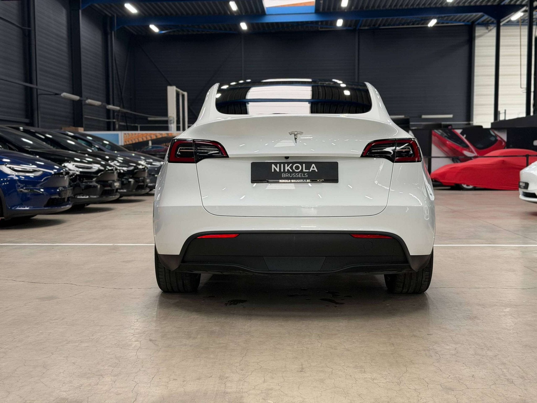 Tesla Model Y REAR WHEEL DRIVE - HIGHWAY AUTOPILOT, https://public.car-pass.be/vhr/e5e45912-eff7-4cf1-a1b5-38ea8a08beab, Achterwielaandrijving