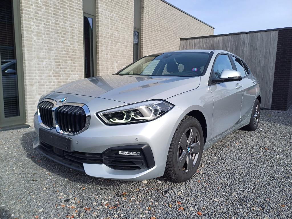 BMW 118i Advantage, USB, Bedrijf, 5 deurs, Zilver of Grijs