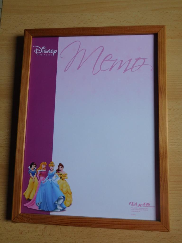 Tableau blanc princesses Disney., Enlèvement ou Envoi, Comme neuf, Autres types