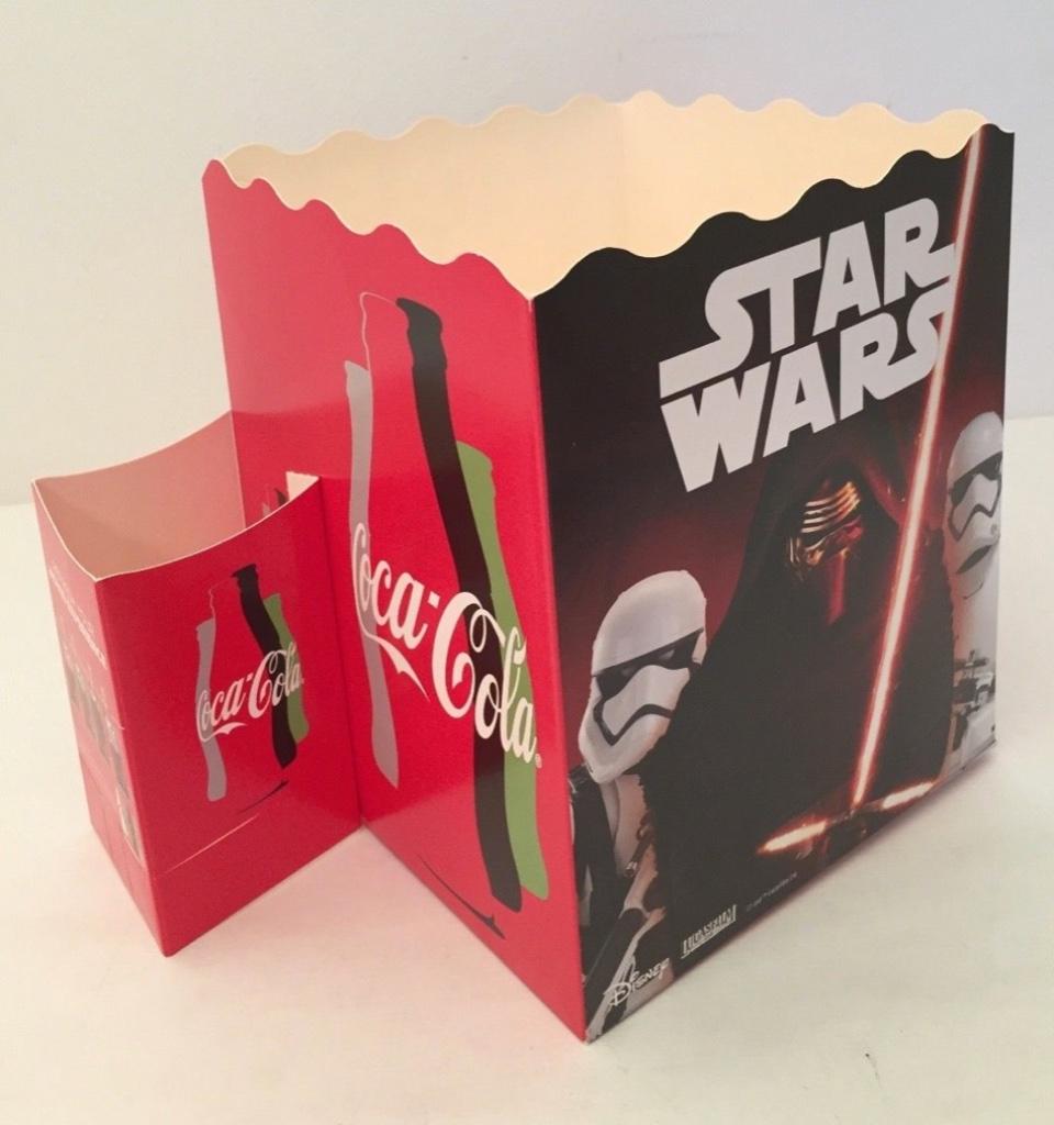 Star Wars The Force Awakens Coca Cola popcorn bucket (2015), Verzamelen, Ophalen of Verzenden, Zo goed als nieuw, Overige typen