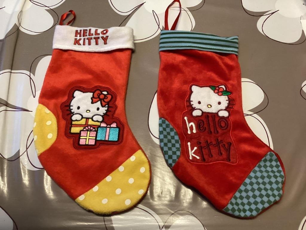 2 kerstsokken van hello kitty, Diversen, Ophalen of Verzenden, Zo goed als nieuw