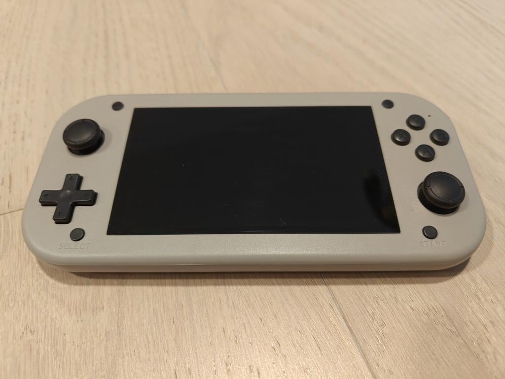M17 retro handheld, Games en Spelcomputers, Spelcomputers | Overige, Zo goed als nieuw, Ophalen