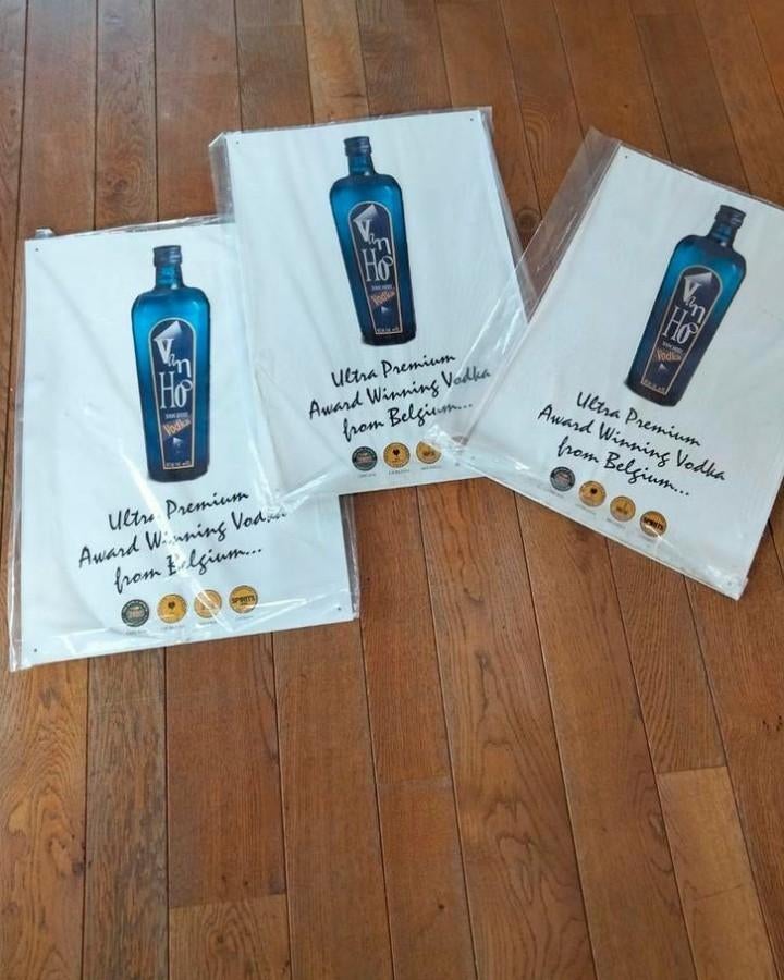 Tôle publicitaire Van Hoo vodka en métal (neuve )., Collections, Enlèvement ou Envoi, Neuf, Duvel