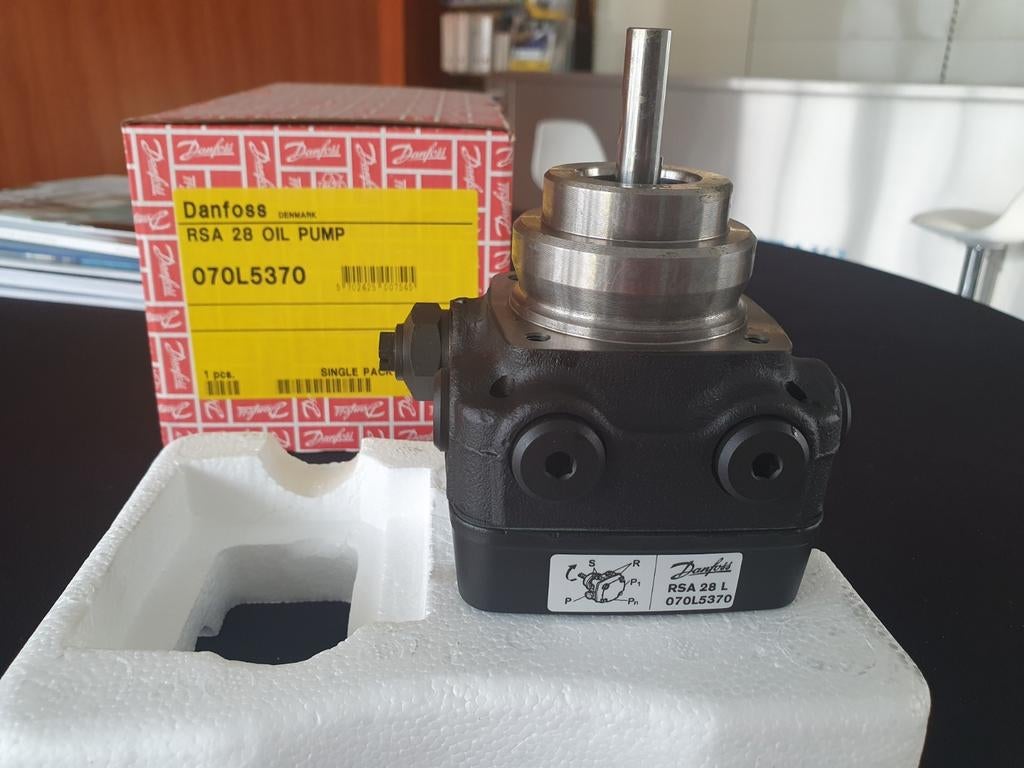 Danfoss RSA28 Mazoutpomp, Doe-het-zelf en Bouw, Ophalen, Nieuw