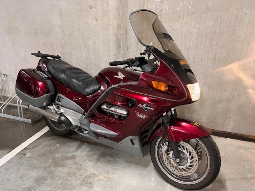 Honda ST1100 Pan European - 1996, 4 cilinders, Particulier, Meer dan 35 kW, Toermotor