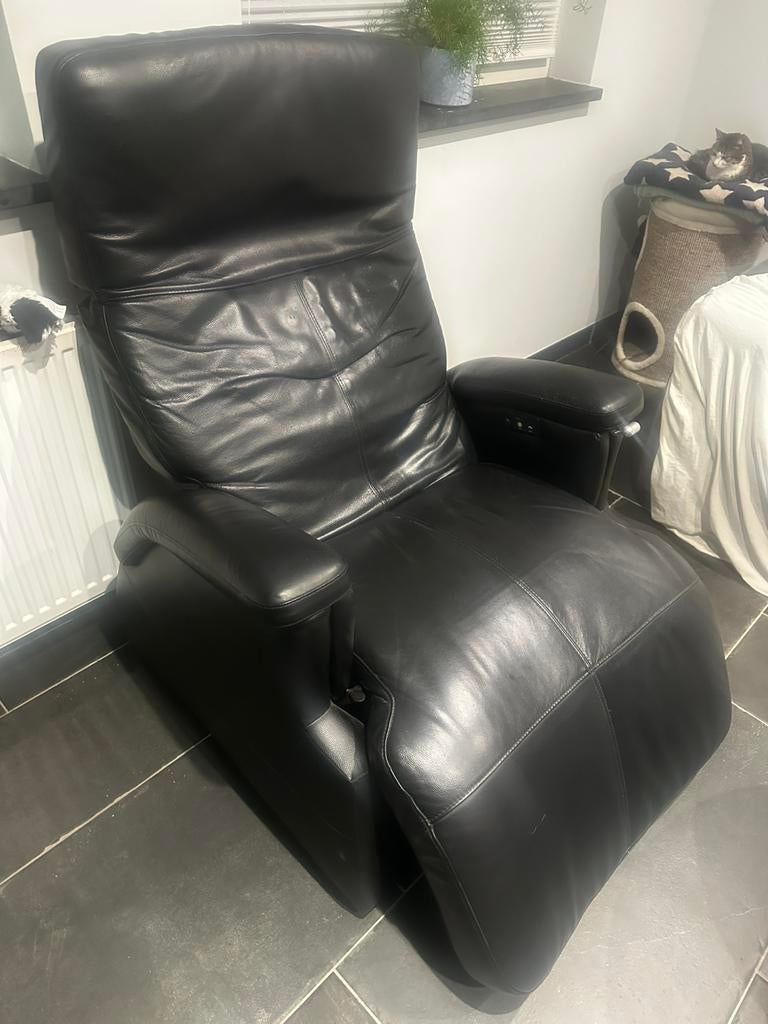 Relaxetels met massage & verwarming (2x), Ophalen, Gebruikt, Leer