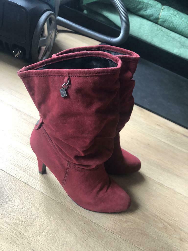 Belles bottes rouges mi-hautes, Rouge, Enlèvement ou Envoi, Comme neuf, Shoeby