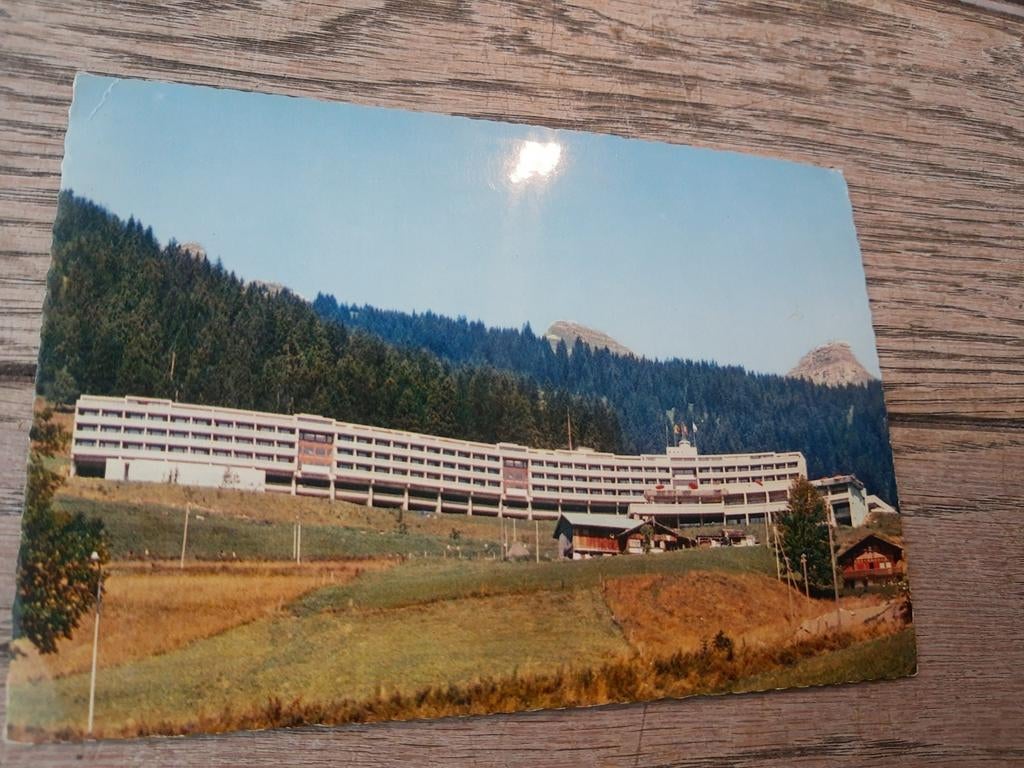 Onbeschreven pk, Leysin - Zwitserland, koningin Fabiola, Verzamelen, Ophalen of Verzenden