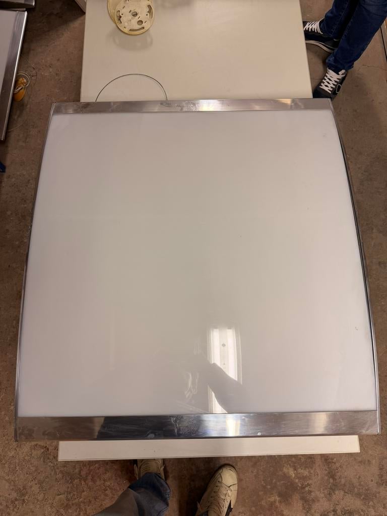 Opbouw TL-armatuur lichtbak met melkglas plaat, Enlèvement