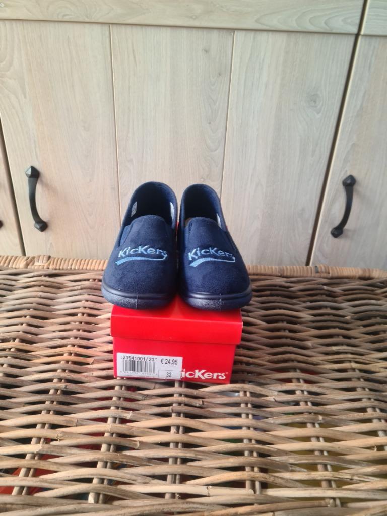 Nouveaux chaussons Kickers taille 32, Neuf, Garçon, Enlèvement ou Envoi, Kickers