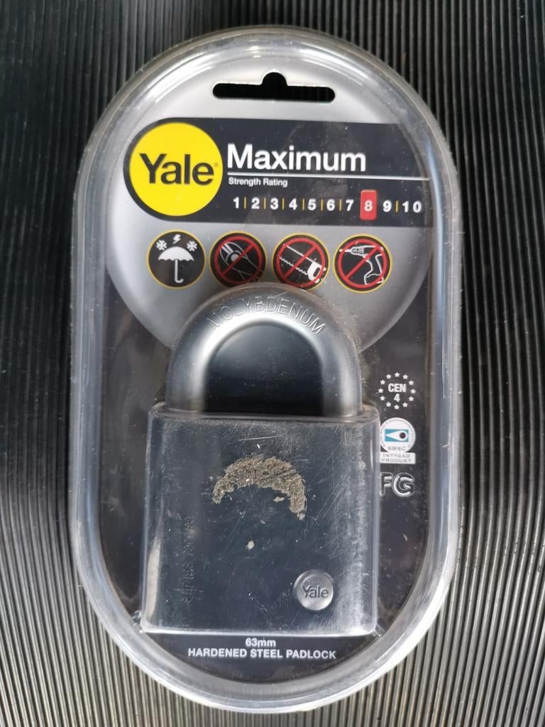 Zeer sterk Yale hangslot. Sterkte 8. Kan tegen vocht. Nieuw., Ophalen of Verzenden, Nieuw