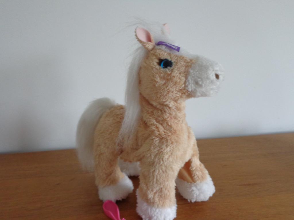 Peluche Poney trotteur FurReal de Hasbro, Enlèvement ou Envoi, Comme neuf, Cheval