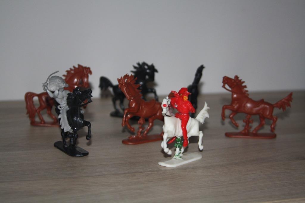 Cowboy , indiaan , paarden  W.Germany figuren 6cm hoog, Verzamelen, Poppetjes en Figuurtjes, Ophalen of Verzenden, Gebruikt