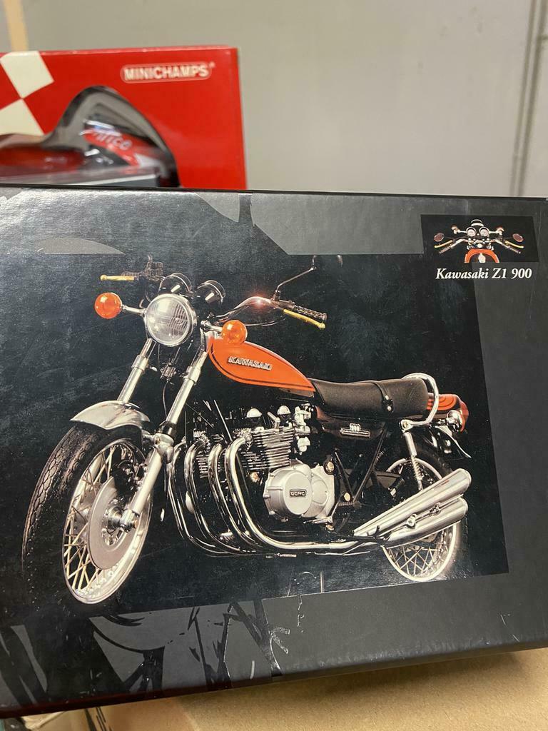 Kawasaki Z1 900 1/12 Minichamps nieuw, Motoren, Ophalen, Kawasaki
