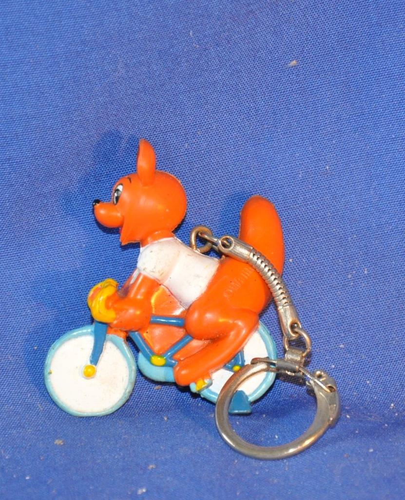 porte clé mascotte walibi sur velo, Collections, Porte-clés, Enlèvement ou Envoi, Utilisé, Peluche ou Figurine