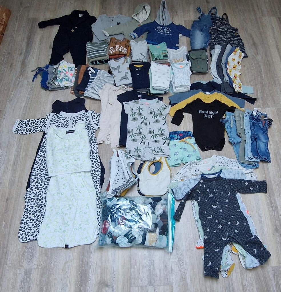 Pakket Jongens Kledij Maat 62-68, Enfants & Bébés, Paquets de vêtements pour enfants, Enlèvement