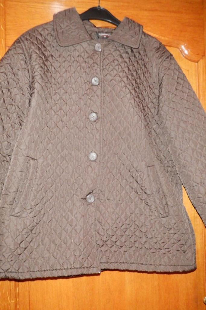 Bruingekleurde damesmantel 3xxxL, Ophalen, Zo goed als nieuw, Maat 46/48 (XL) of groter, Bruin