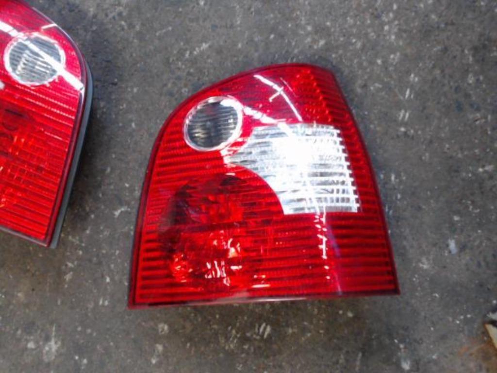 Feu arrière droit Volkswagen Polo 4 2002-2005 LP/14031, Enlèvement ou Envoi, Utilisé, Volkswagen