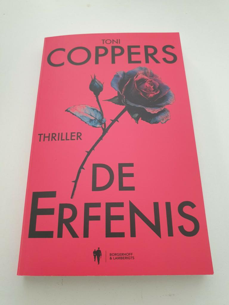 De erfenis

Toni Coppers.   9789493409682 editie 2025, Livres, Thrillers, Comme neuf, Enlèvement ou Envoi