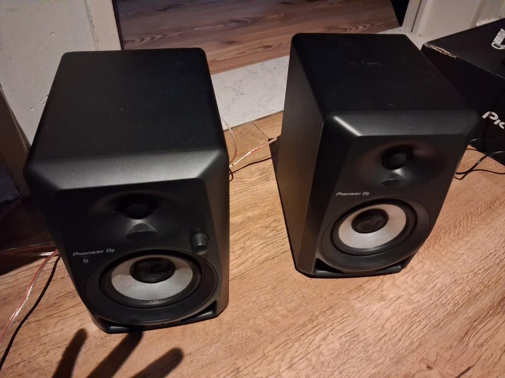 Pioneer dj spullen, Ophalen