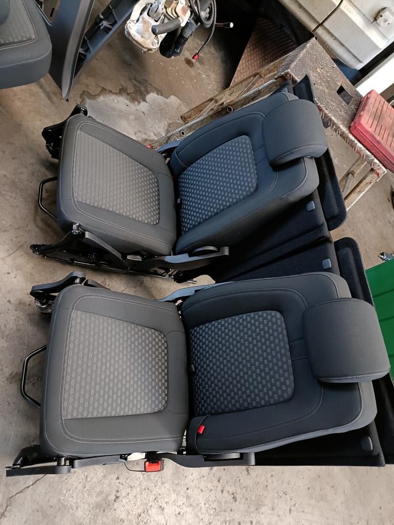 Banquette arrière Ford transit connect L2 Z2GA, Enlèvement ou Envoi, Ford