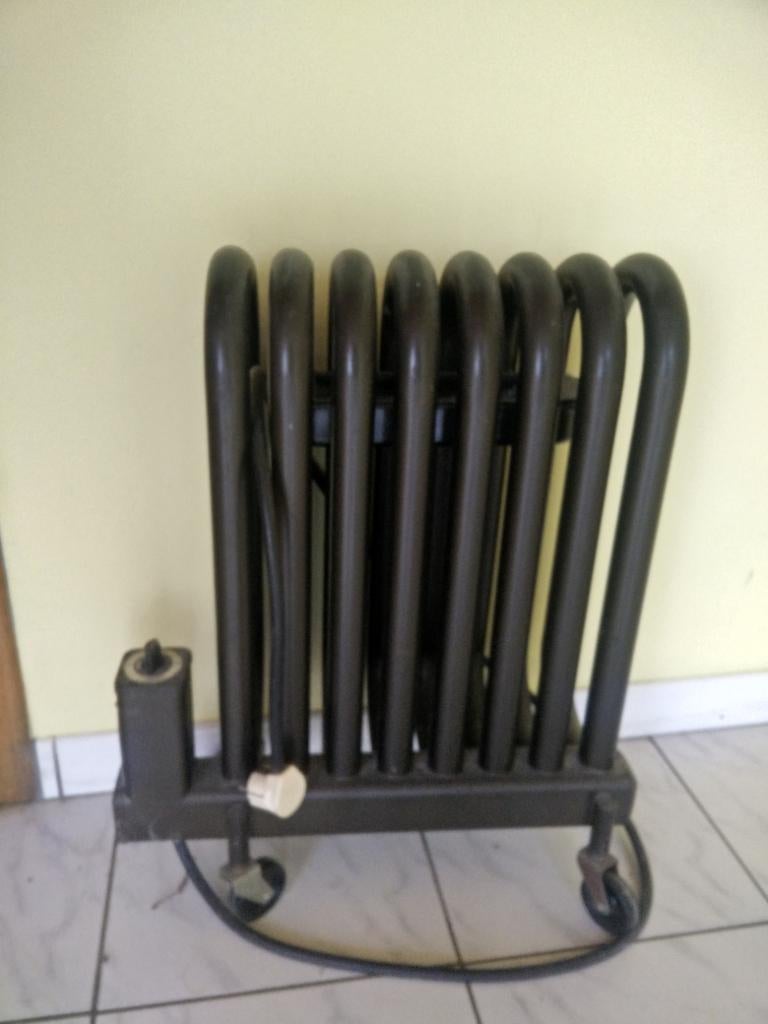 Olie radiator zwitserse topkwaliteit, Doe-het-zelf en Bouw, Verwarming en Radiatoren, Ophalen, Radiator
