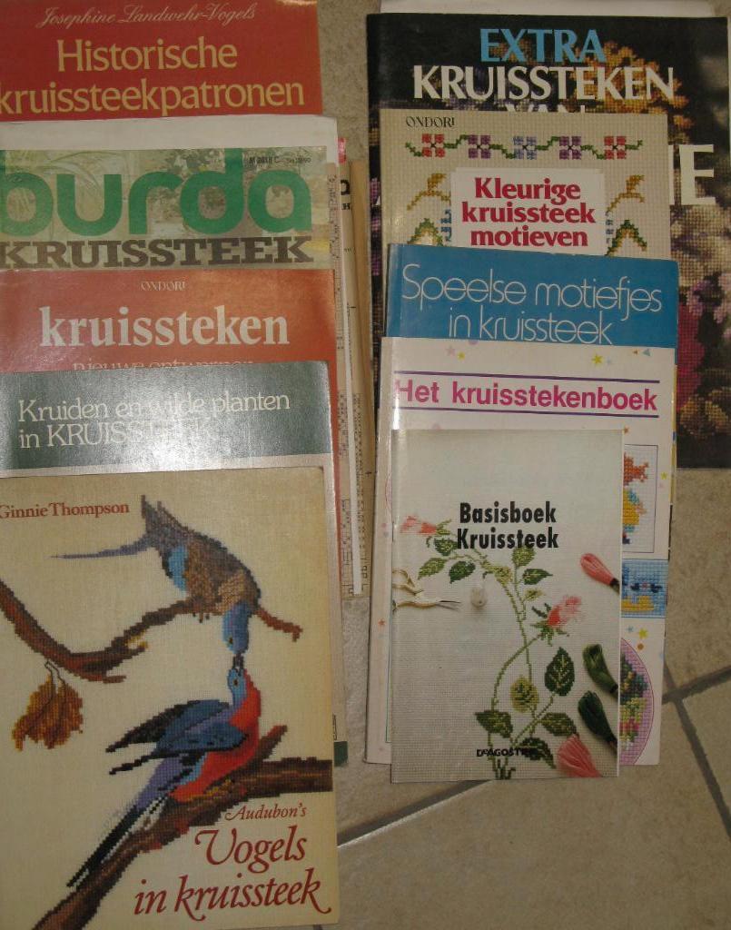 kruisstekenboeken, Hobby en Vrije tijd, Knutselen, Zo goed als nieuw, Ophalen