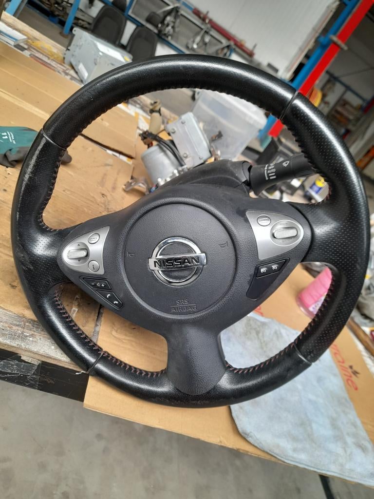 Volant + airbag NISSAN JUKE F15 2015, Autos : Pièces & Accessoires, Habitacle & Garnissage, Enlèvement ou Envoi, Utilisé, Nissan