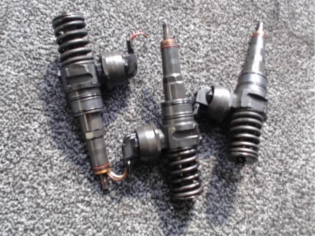 Injecteur Skoda Fabia 1.4TDi 59kw 038130073bp LP/13912, Autos : Pièces & Accessoires, Moteurs & Accessoires, Skoda, Utilisé, Enlèvement ou Envoi