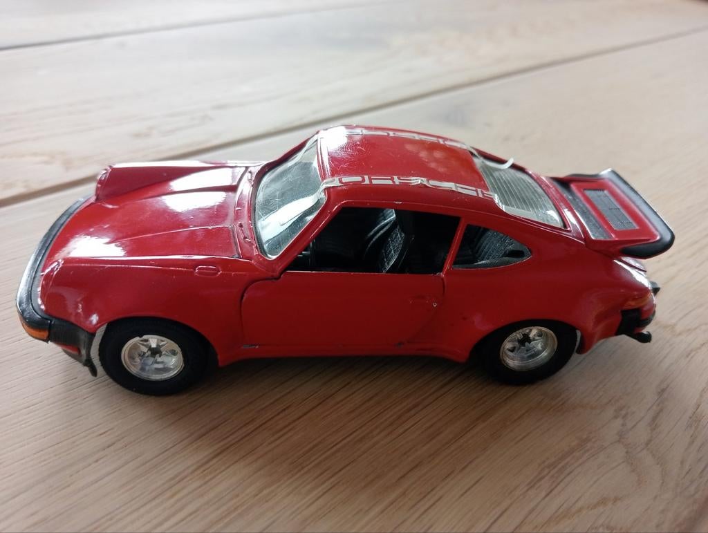 Porsche 930 Turbo miniature 1/28 fabriquée au Japon EIDAI GR, Enlèvement ou Envoi, Utilisé, Voiture