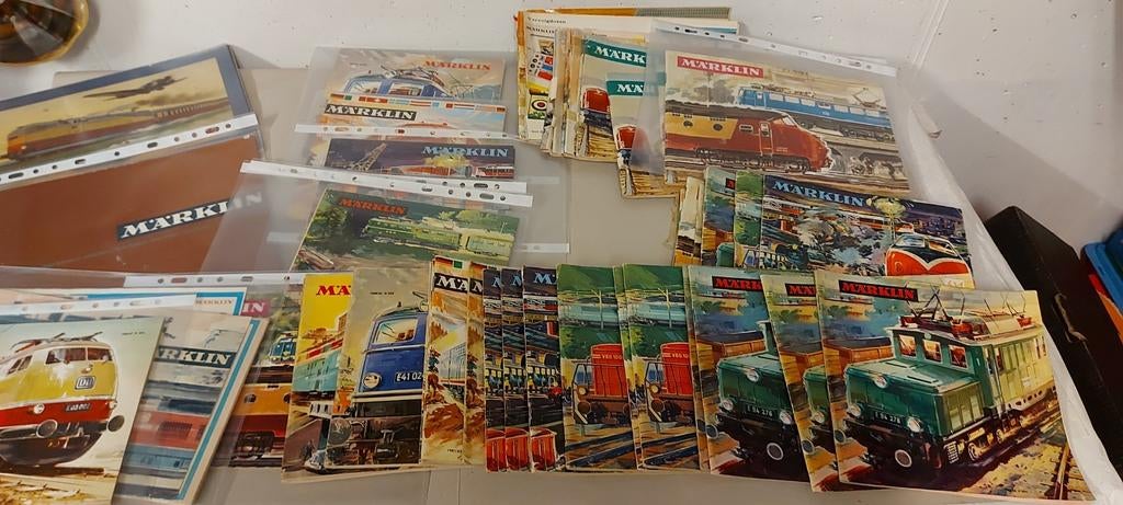 Grand lot de catalogues Marklin, Hobby & Loisirs créatifs, Trains miniatures | HO, Enlèvement ou Envoi, Comme neuf