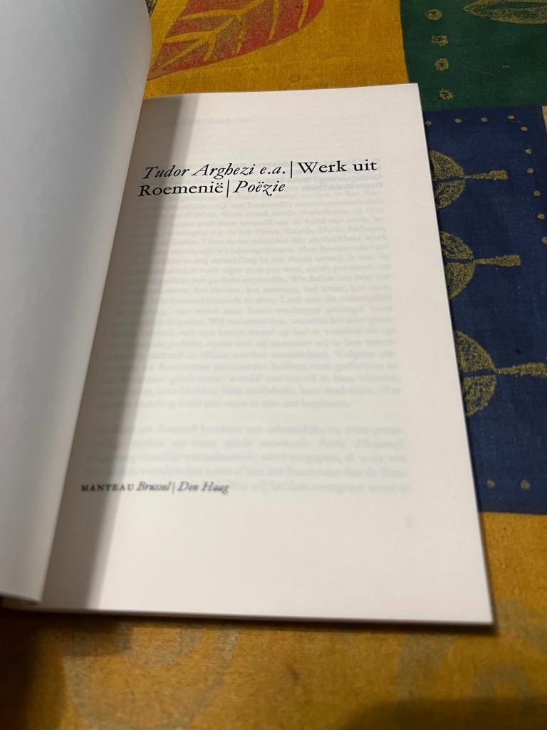 3 Tudor Arghezi e.a. werk uit Roemenië - Poëzie, Enlèvement ou Envoi, Comme neuf, Plusieurs auteurs