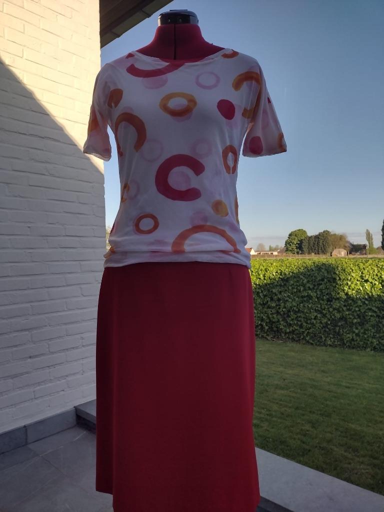 T-shirt Marccain, size 3, M/L (+ eventueel rok Kyuso, 40-L), Kleding | Dames, Maat 38/40 (M), Overige kleuren, Ophalen of Verzenden