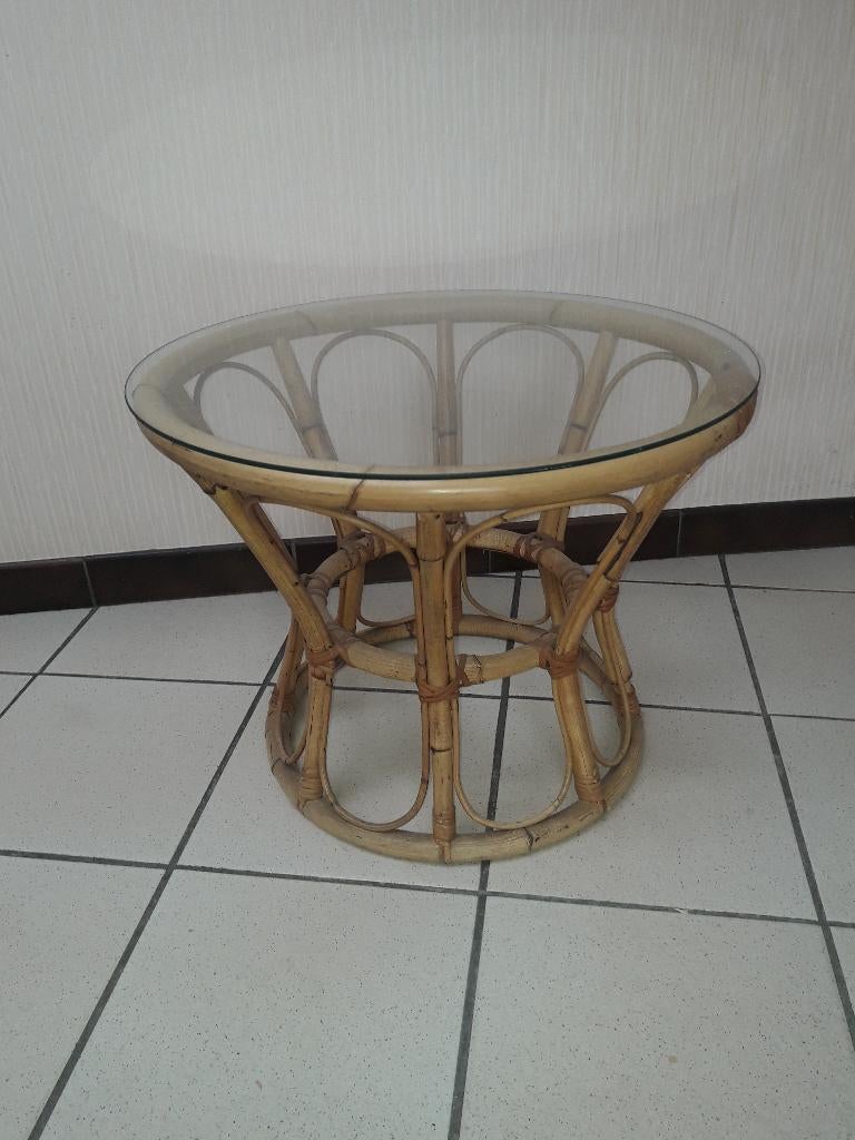 Table basse, Enlèvement