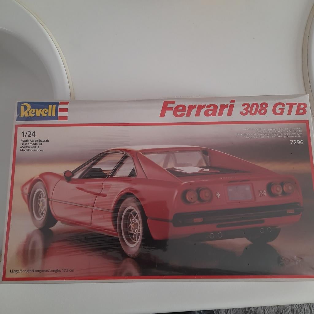 KIT DE MODÈLE VINTAGE REVELL 1/24 : FERRARI 308 GTB *SCELLÉ*, Neuf, Voiture, Revell, Plus grand que 1:32