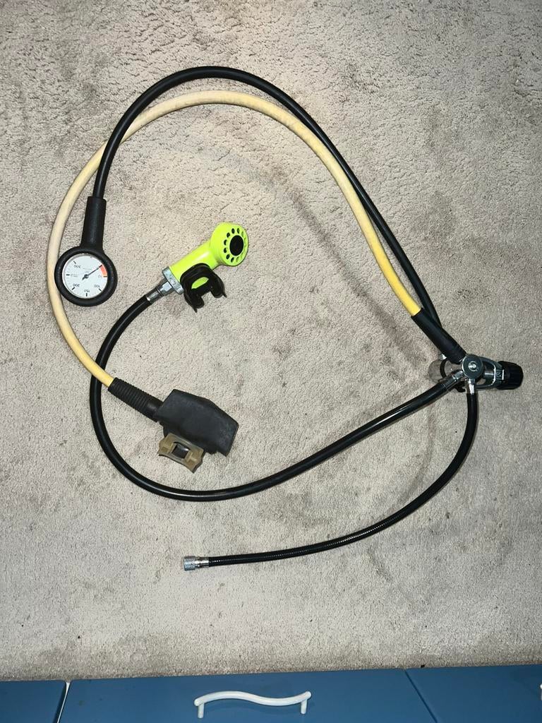 Kit detendeur-octopus-manometre complet, Watersport en Boten, Duiken, Gebruikt, Ophalen