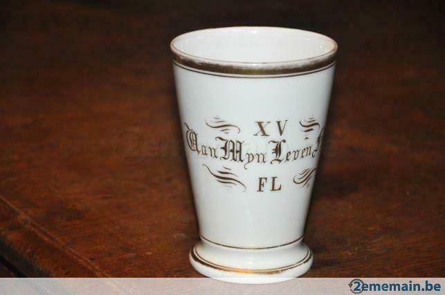 ancienne tasse a chocolat de mariage