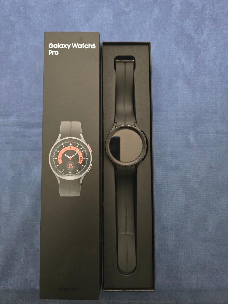 Galaxy watch 5 pro (LTE), Comme neuf, Noir, Enlèvement, Samsung galaxy watch